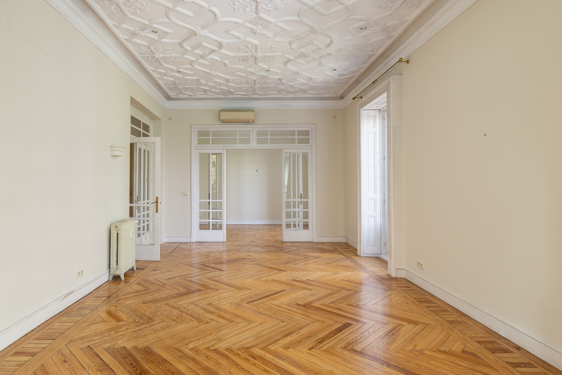 Apartament de lloguer en  Madrid Capital amb Aire condicionat, Terrassa i Traster