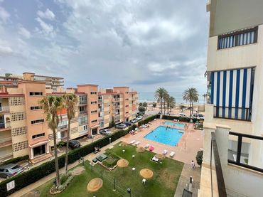 Apartament amb balcó de lloguer a Paseo Marítimo Rey de España 92