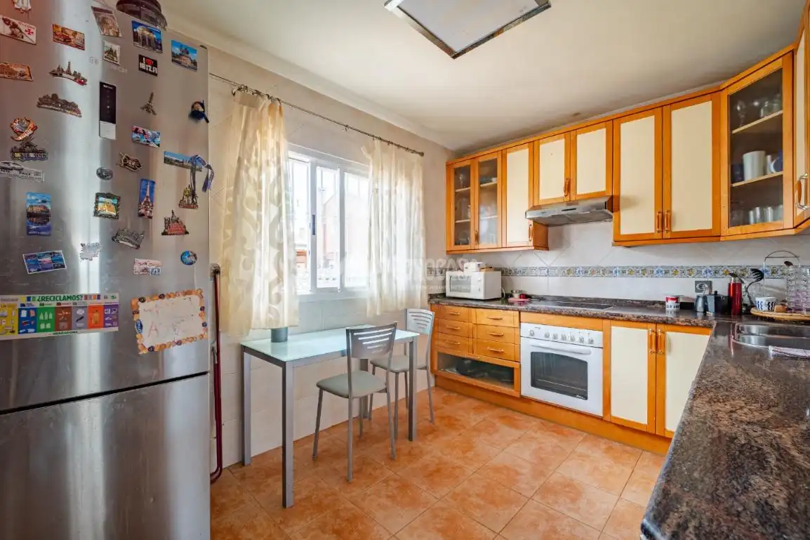 Cocina de Casa adosada en venta en Arganda del Rey con Aire acondicionado y Calefacción