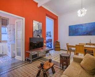 Living room of Planta baja for sale in  Barcelona Capital  with Balcony