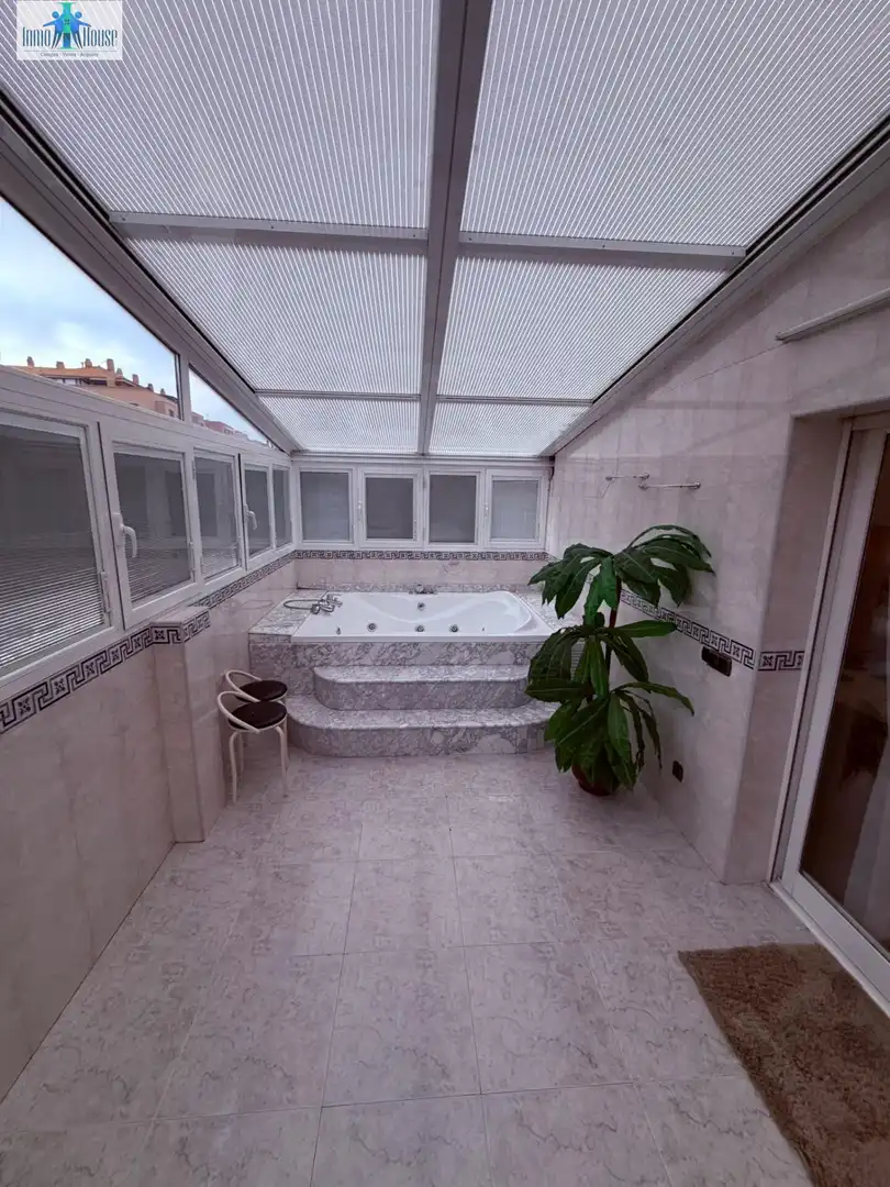 Bathroom of Detached homes for sale in Albacete  with Air Conditioner, Heating and Terrace