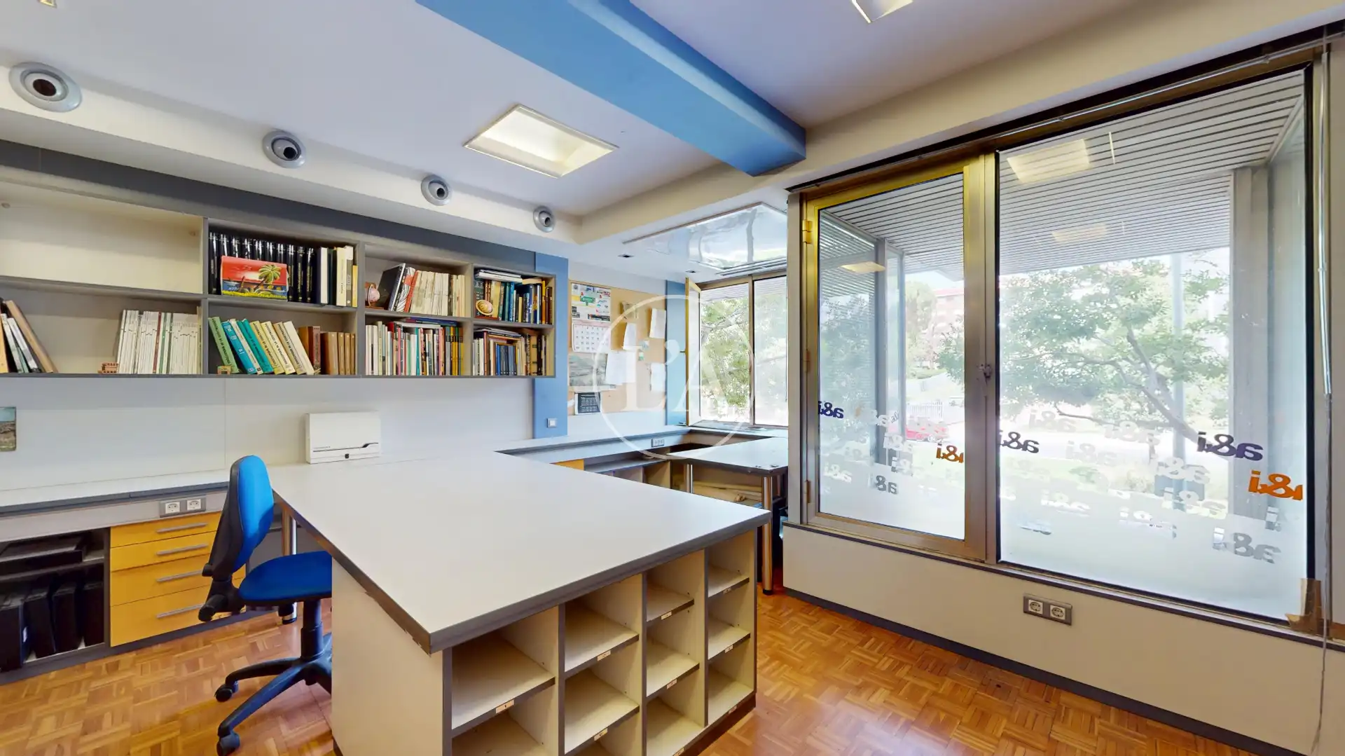 Büro zur Miete in Reus mit Klimaanlage, Heizung und Abstellraum