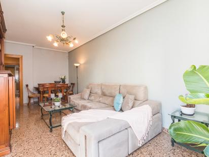 Living room of Flat for sale in Elche / Elx  with Air Conditioner and Balcony