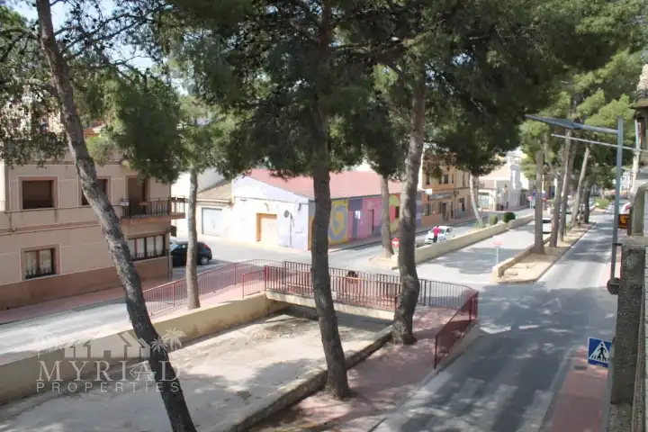 Casa a schiera in vendita a El Pinós / Pinoso, imagen 3