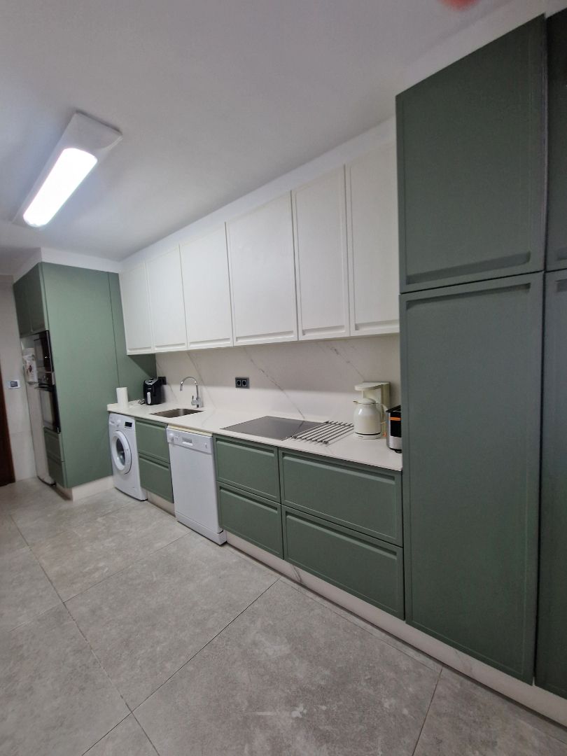 Flat for sale in Avenida de Cervantes, Versalles