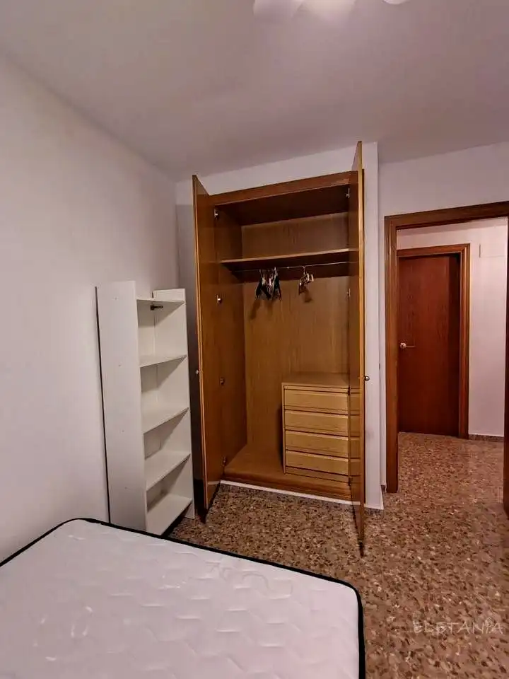 Pis de lloguer a De Colón, Moncada