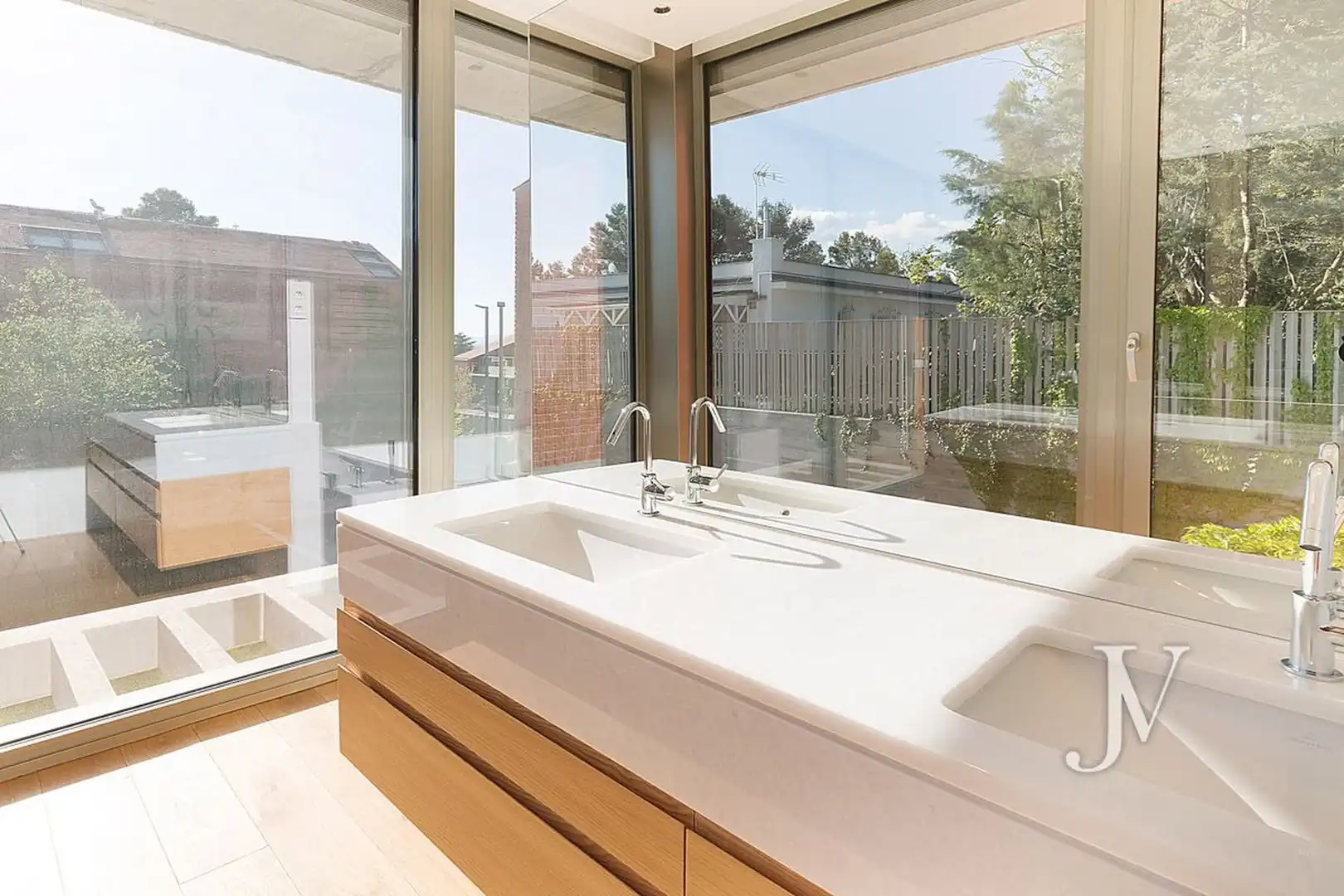 Baño de Casa o chalet en venta en Madrid con Aire acondicionado, Calefacción y Jardín privado