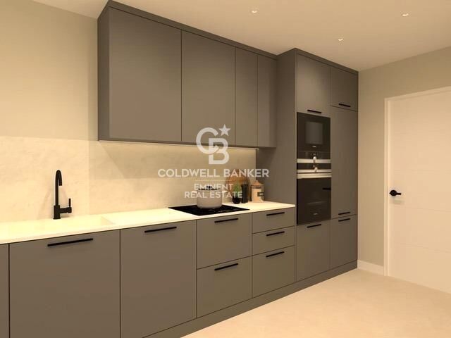 Kitchen of Flat for sale in  Barcelona Capital  with Air Conditioner, Parquet flooring and Oven