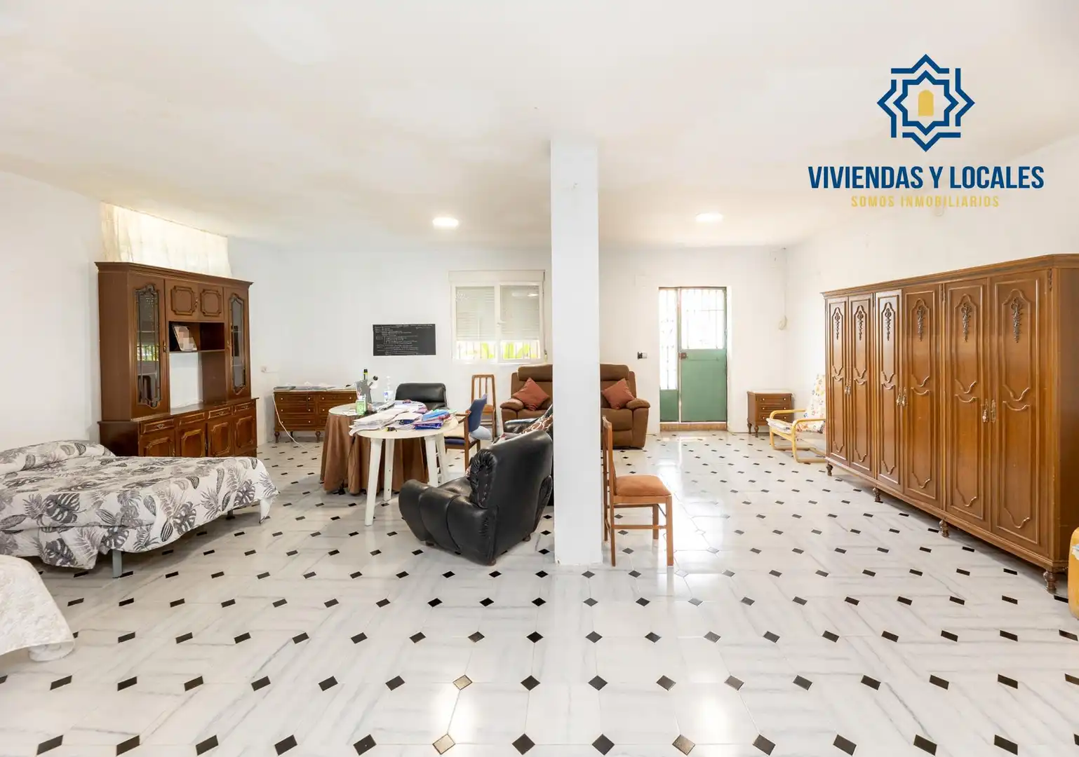 Sala de estar de Casa o chalet en venta en Alfacar con Aire acondicionado, Calefacción y Jardín privado