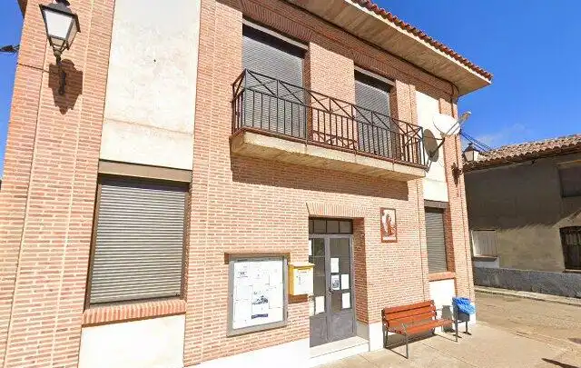 Vista exterior de Casa adosada en venda en Herrín de Campos