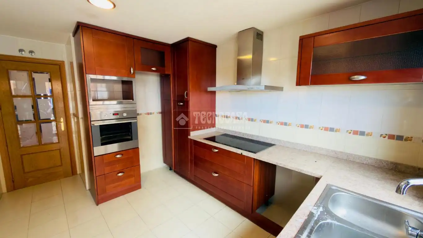 Kitchen of Detached homes for sale in Alameda de la Sagra