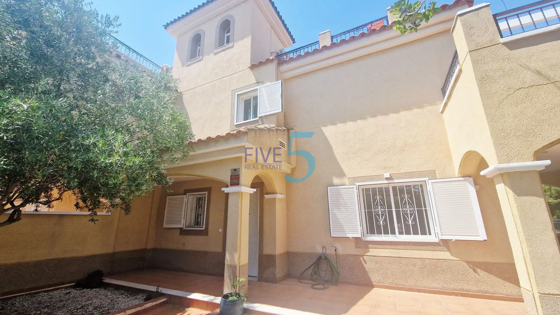 Exterior view of Detached homes for sale in Pilar de la Horadada  with Air Conditioner, Heating and Terrace