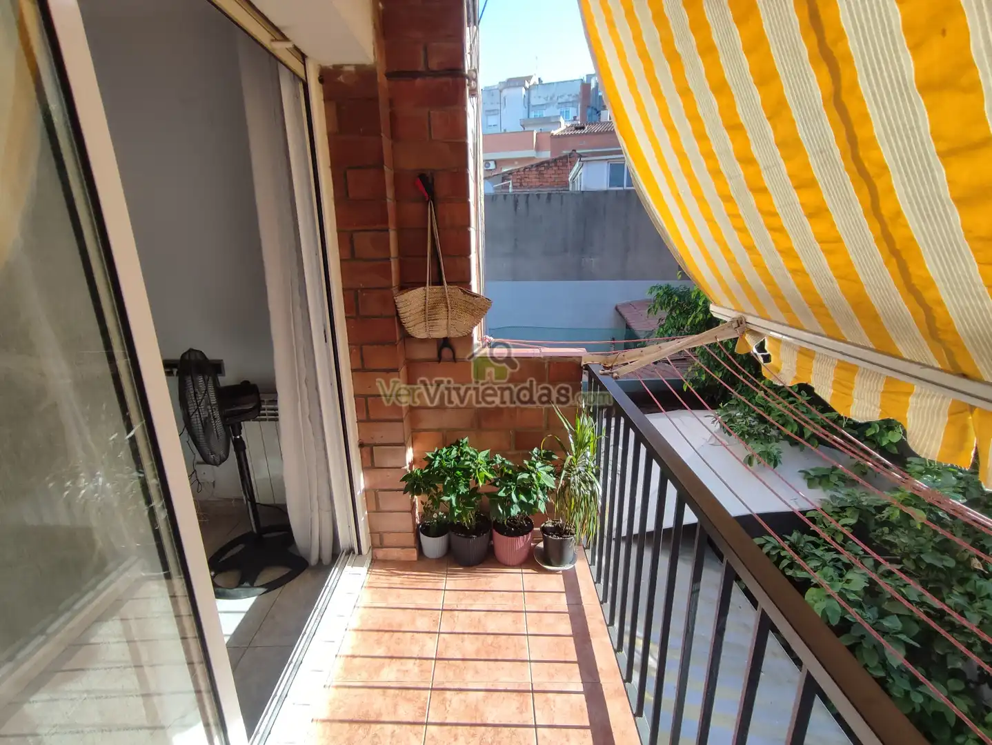 Balcony of Flat for sale in Cornellà de Llobregat  with Air Conditioner, Heating and Oven
