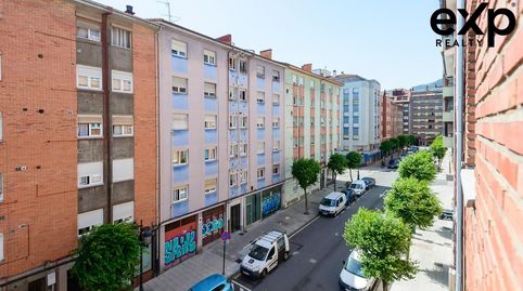 Foto 2 de Piso en venta en Vallobín, Oviedo