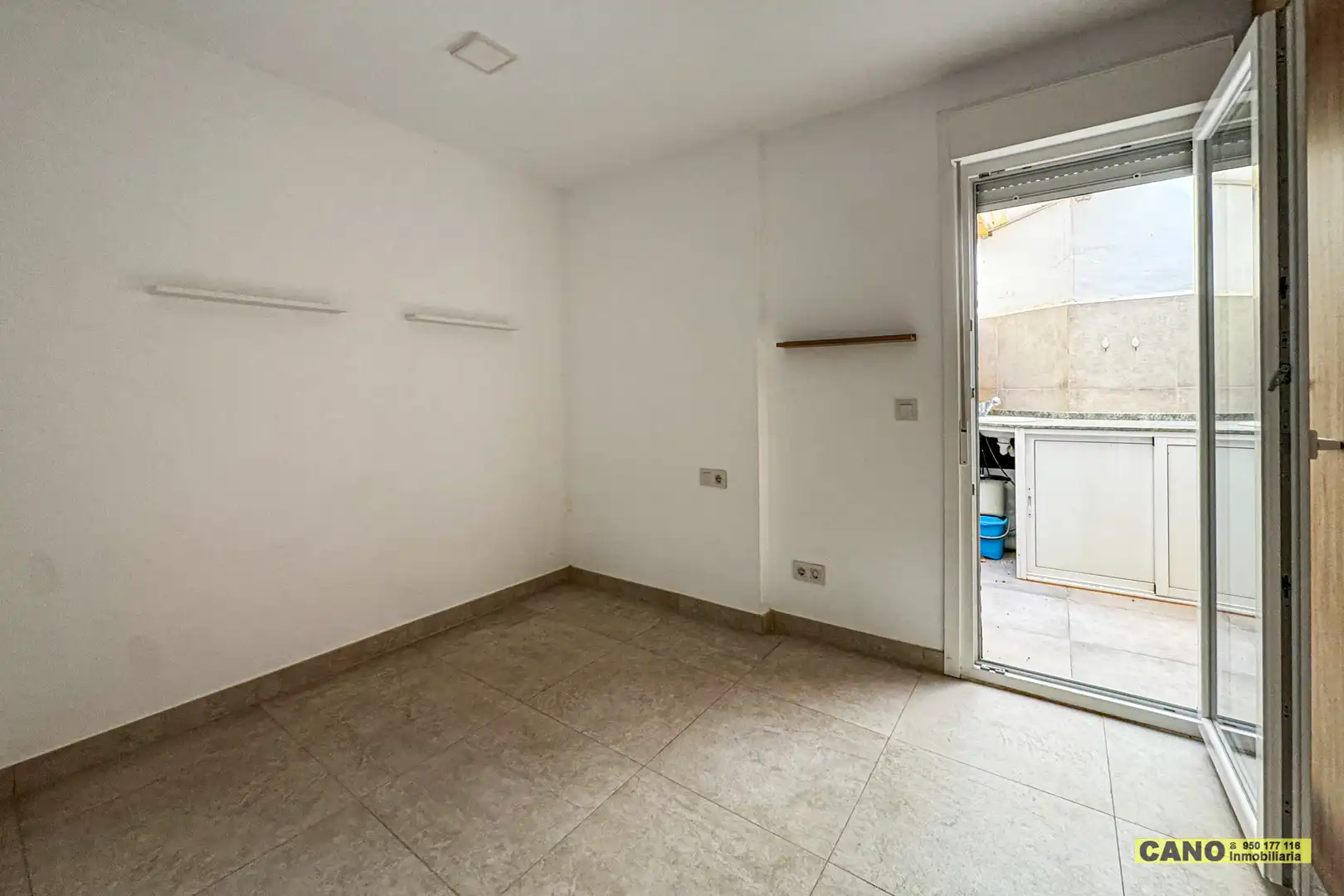 Flat for sale in Roquetas de Mar  with Air Conditioner, Heating and Terrace