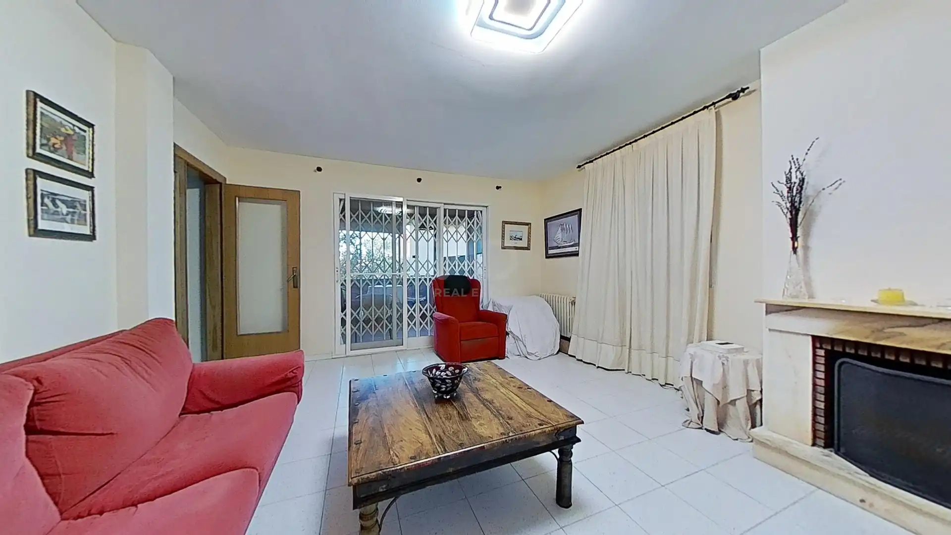 Sala de estar de Casa adosada en venta en Castellón de la Plana / Castelló de la Plana con Aire acondicionado, Calefacción y Terraza