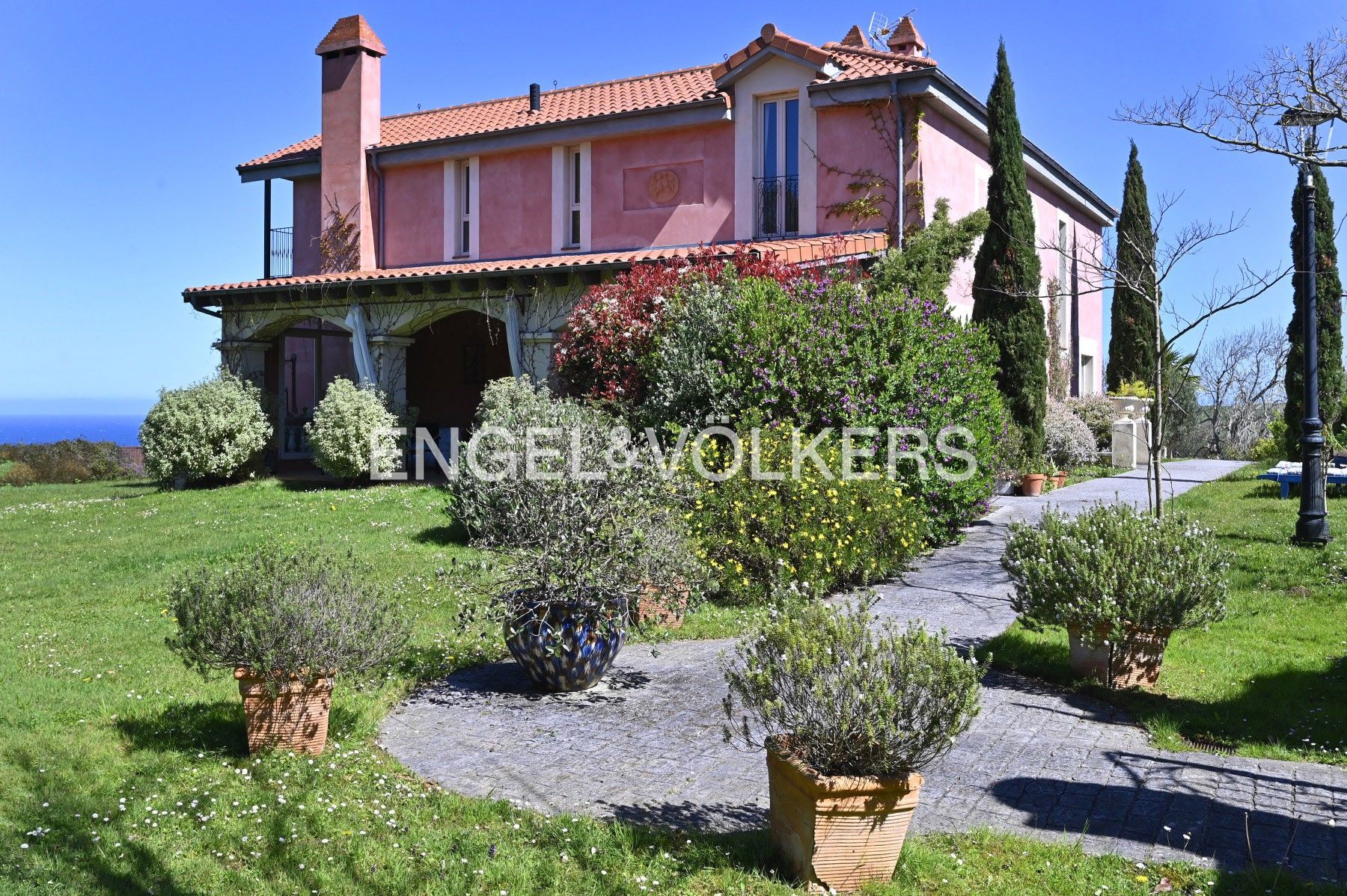 Exterior view of House or chalet for sale in Ruiloba  with Heating, Private garden and Terrace