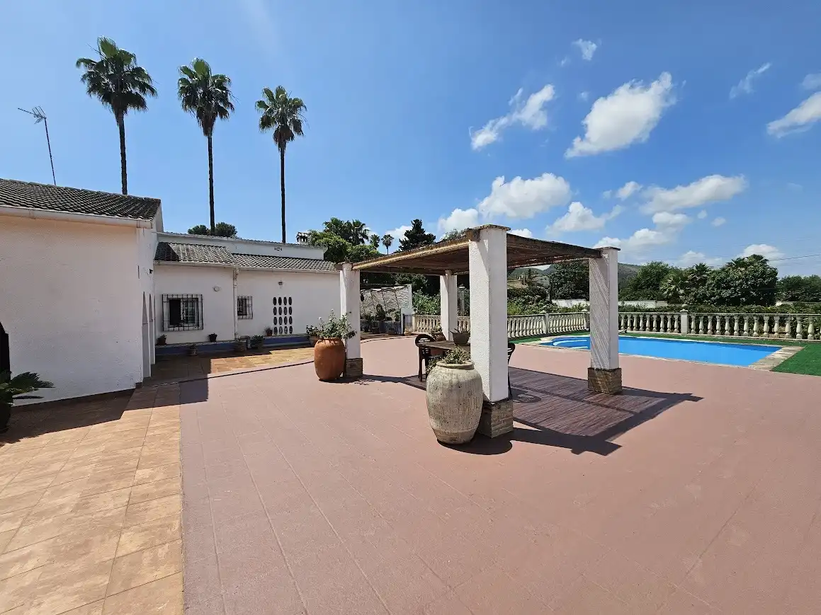 Casa rústica amb piscina en venda a Canals, imagen 2