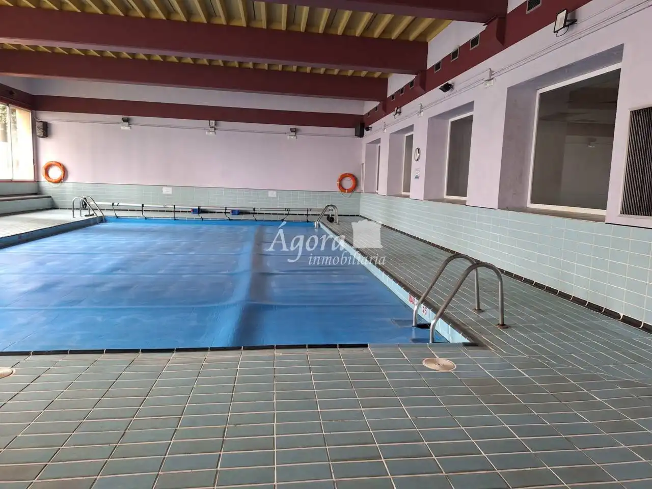 Piscina de Dúplex en venta en Valladolid con Calefacción, Parquet y Terraza