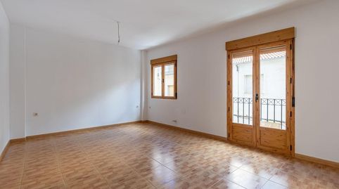 Foto 2 de Casa adosada en venta en Torres, Jaén