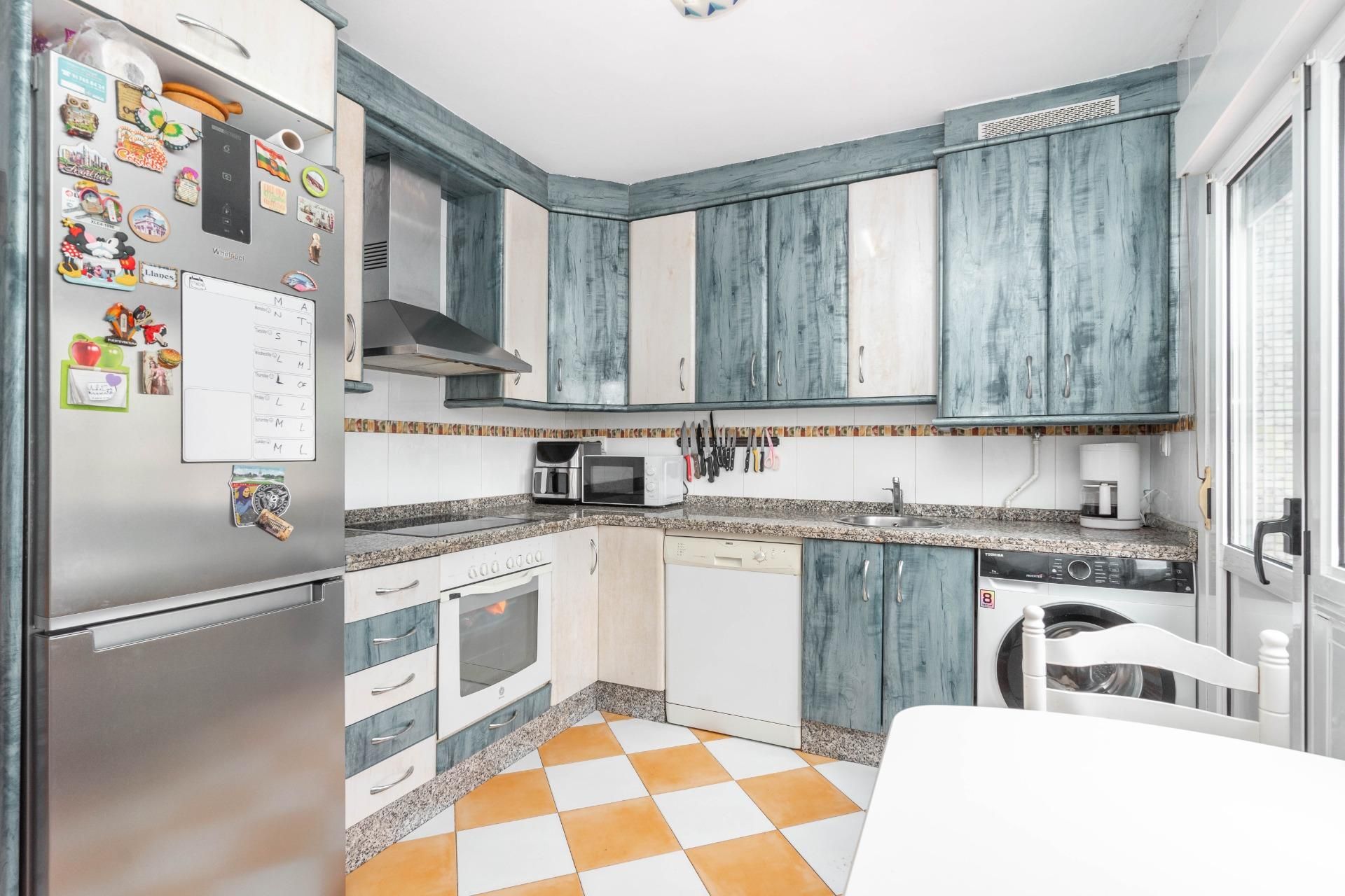 Cocina de Piso en venta en Siero con Calefacción, Terraza y Trastero