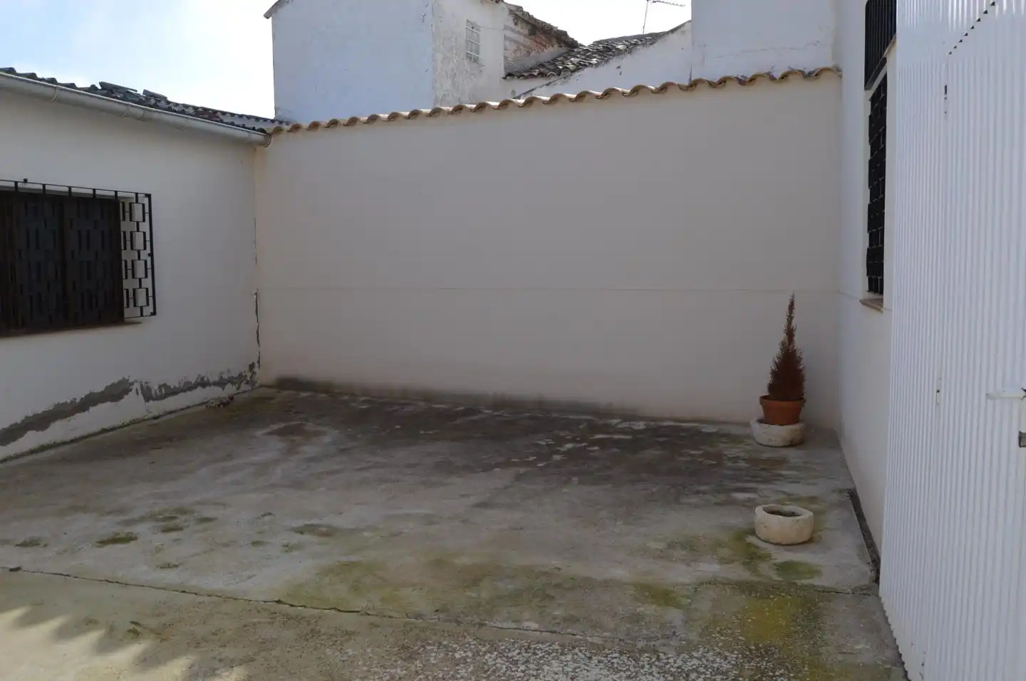 Terrassa de Casa o xalet en venda en Torrubia del Campo amb Calefacció, Traster i Moblat
