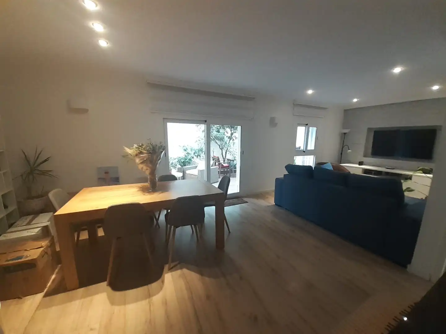 Menjador de Dúplex en venda en Barcelona amb Calefacció, Parquet i Terrassa