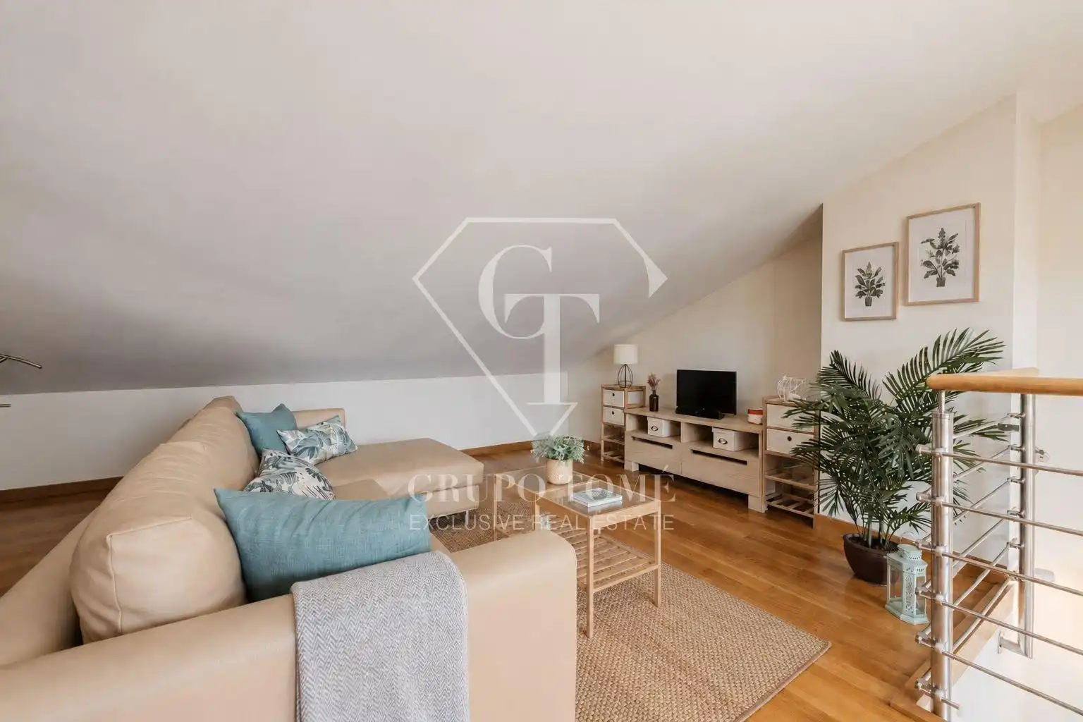Sala de estar de Casa adosada en venta en Orio con Calefacción, Terraza y Trastero