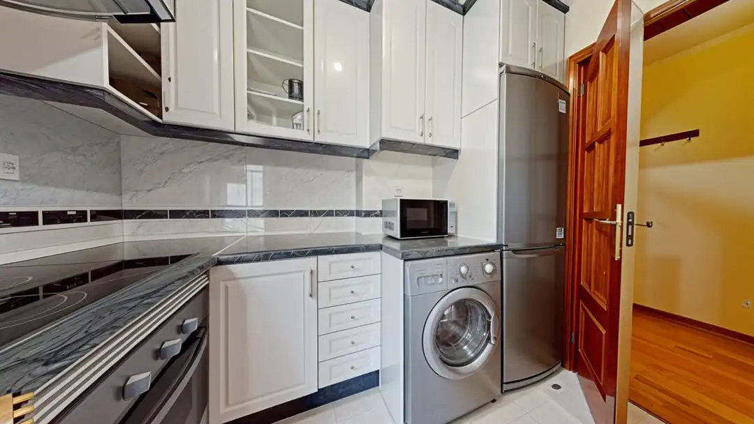 Küche von Wohnung zur Miete in Madrid mit Klimaanlage, Heizung und Terrasse
