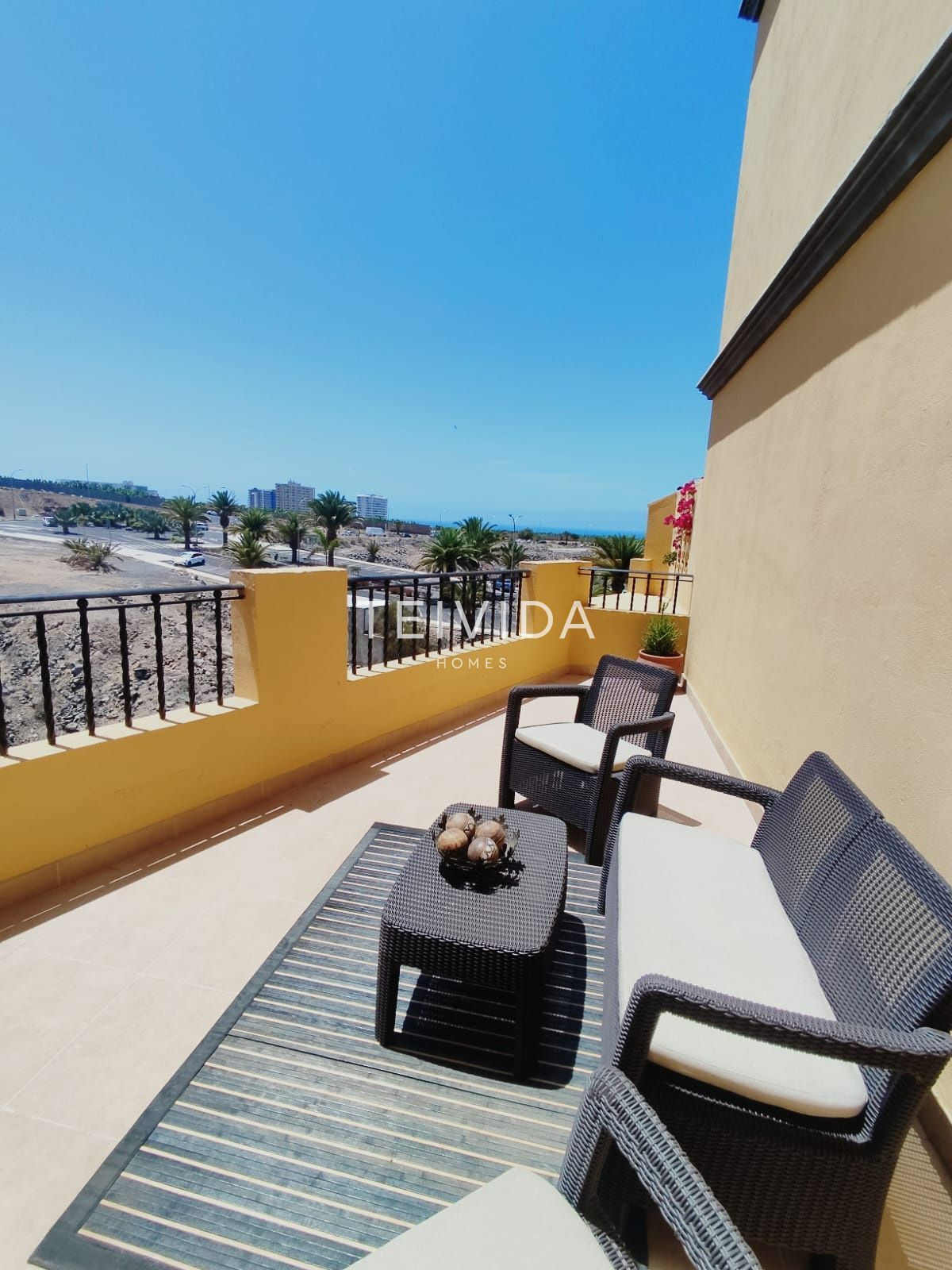 Terrasse von Einfamilien-Reihenhaus zur Miete in Adeje mit Schwimmbad, Möbliert und Gemeinschaftspool