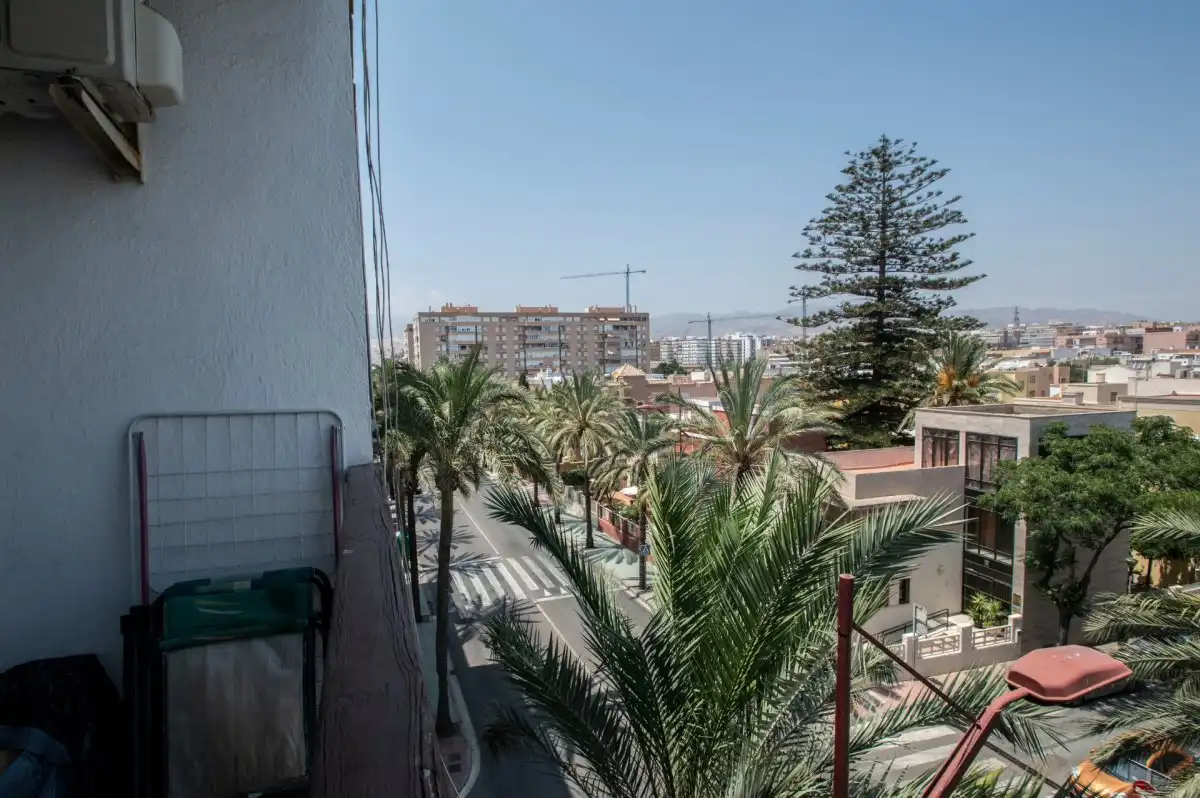 Flat for rent in Ciudad Jardín - Tagarete - El Zapillo