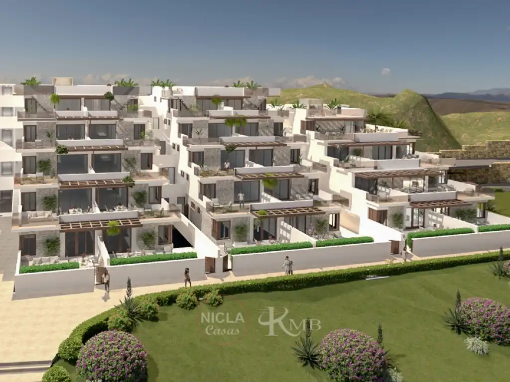 Apartament amb piscina en venda a Calle Vera Colina