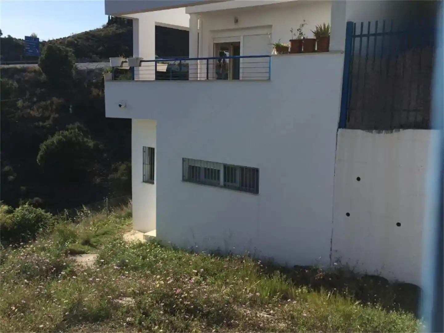 Vista exterior de Casa o xalet en venda en Rincón de la Victoria amb Aire condicionat i Balcó