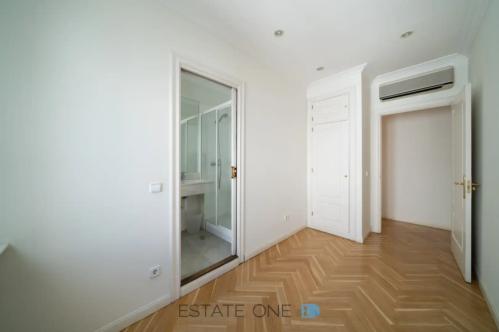 Habitación de Ático de alquiler en Madrid con Aire acondicionado, Calefacción y Terraza