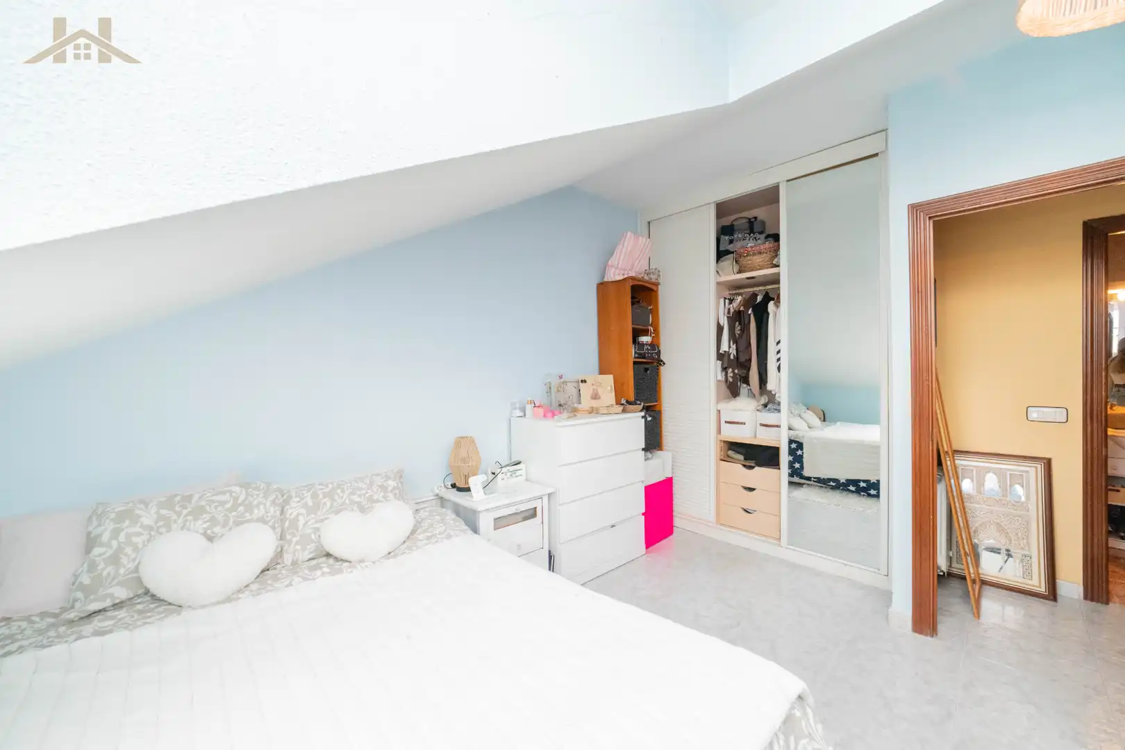 Habitación de Dúplex en venta en Sevilla la Nueva con Amueblado, Horno y Lavadora