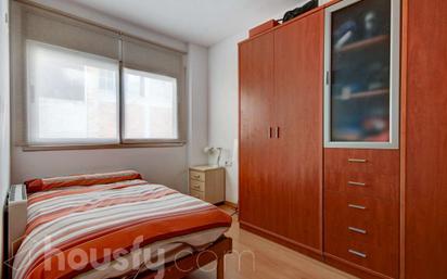 Bedroom of Flat for sale in Terrassa  with Parquet flooring and Terrace