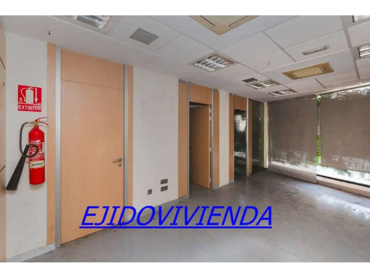 Local comercial en venta en Puebla de Vícar