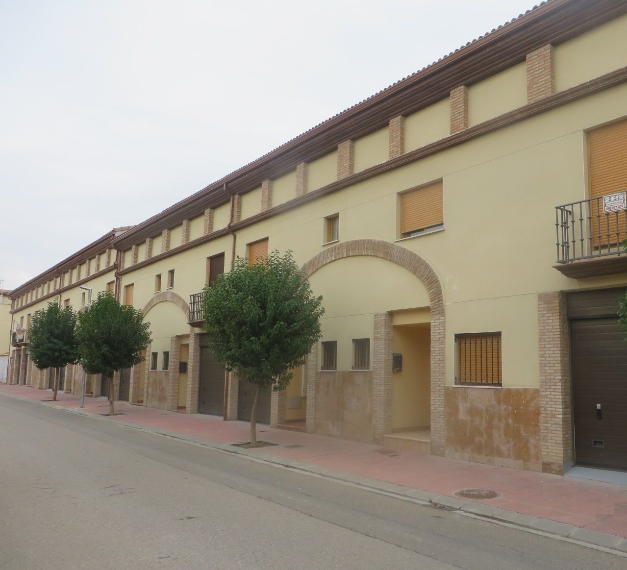 Exterior view of Single-family semi-detached for sale in Nuez de Ebro