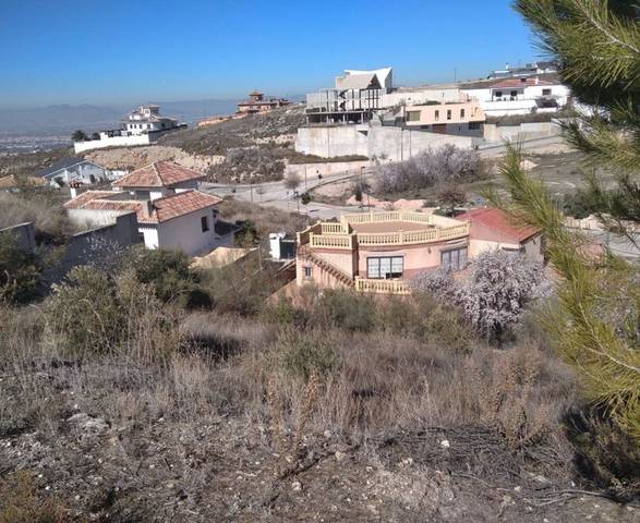 Terreno en Venta en Calle GUEVEJAR en Altos de la Zubia
