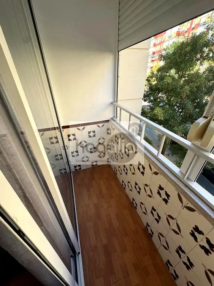 Balcony of Flat for rent in Sevilla  with Storage room and Furnished