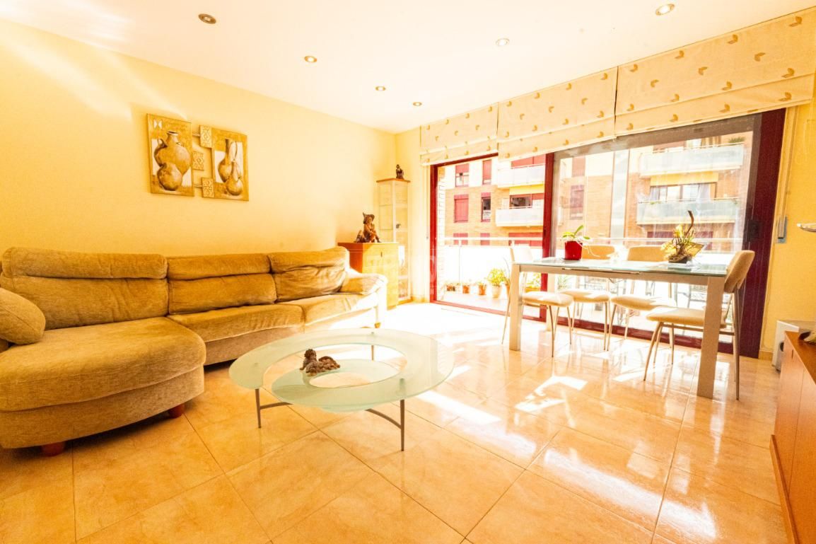 Living room of Flat for sale in El Vendrell