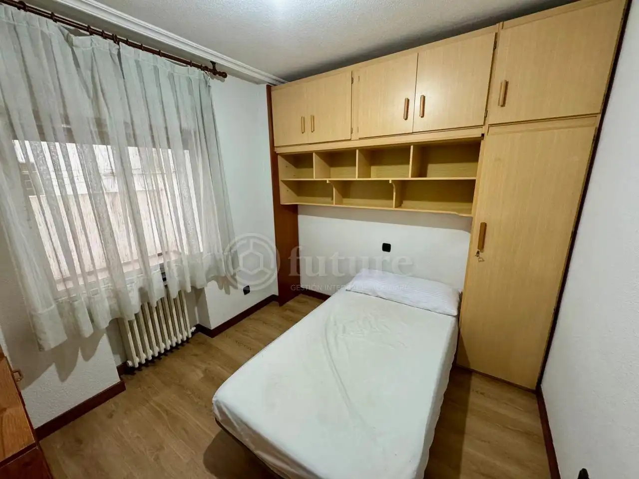 Schlafzimmer von Wohnung zur Miete in Salamanca mit Heizung und Möbliert
