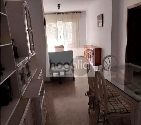 Flat with lift to rent in Bellavista - La Palmera