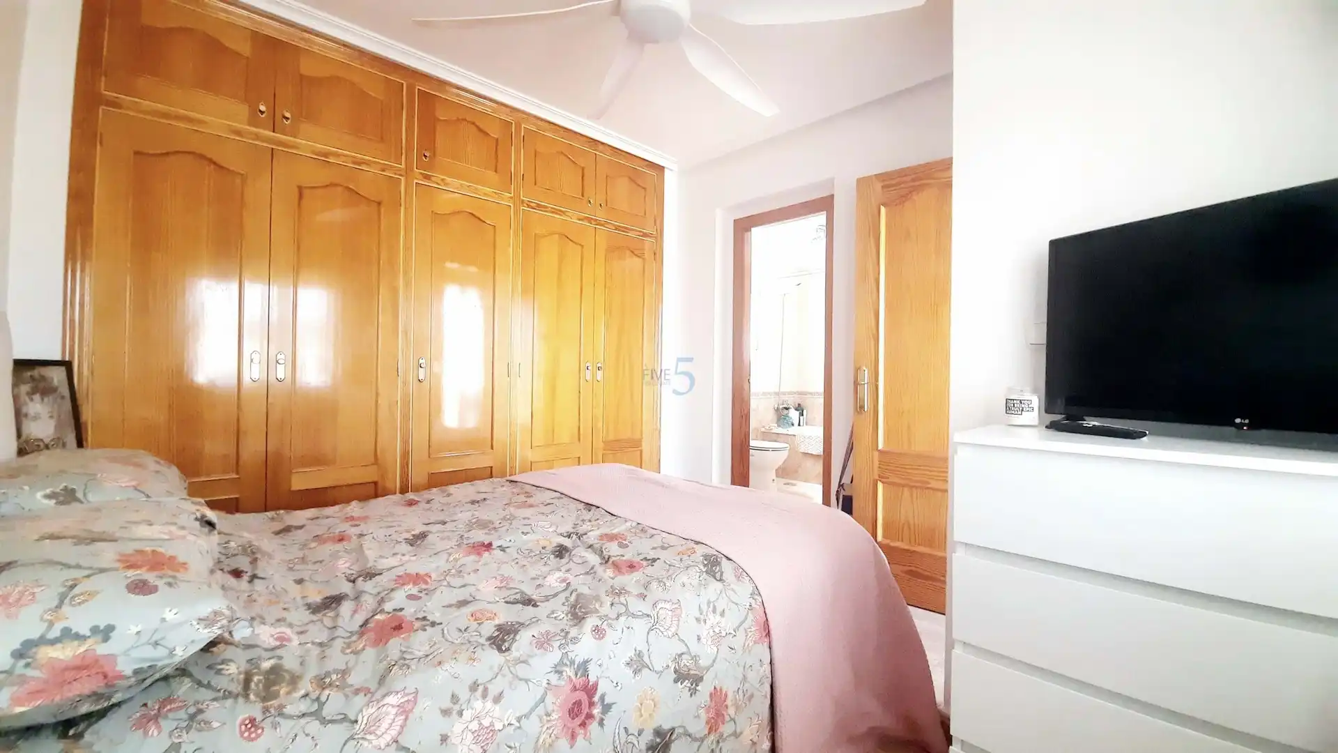 Habitación de Casa adosada en venta en Pilar de la Horadada con Terraza