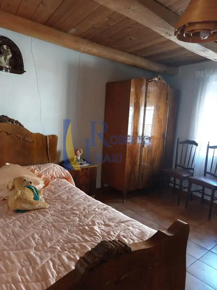 Dormitori de Casa o xalet en venda en Villabraz amb Jardí privat