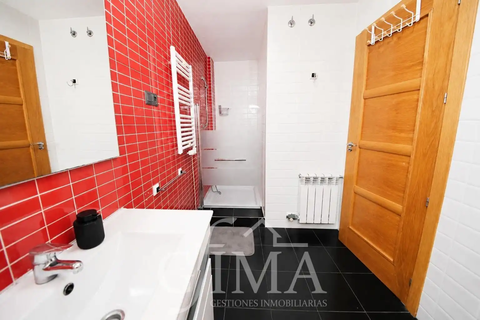 Baño de Casa adosada en venta en Tomelloso con Calefacción y Amueblado