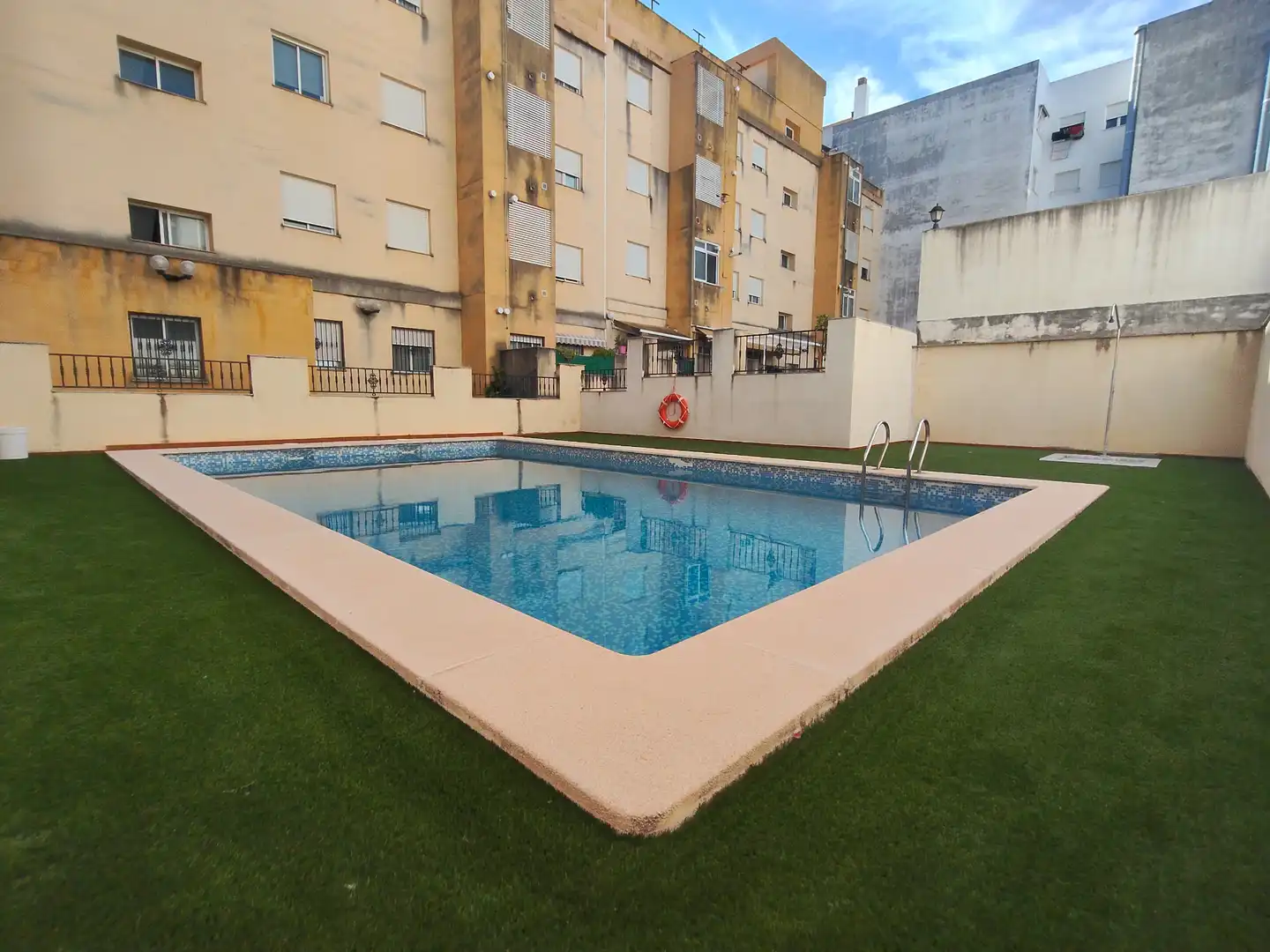 Piscina de Piso en venta en La Font d'en Carròs con Aire acondicionado, Trastero y Piscina comunitaria