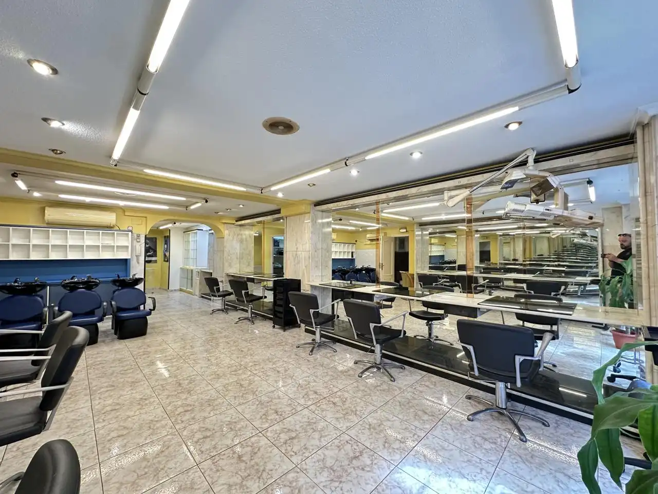 Office for sale in Alicante / Alacant  with Air Conditioner