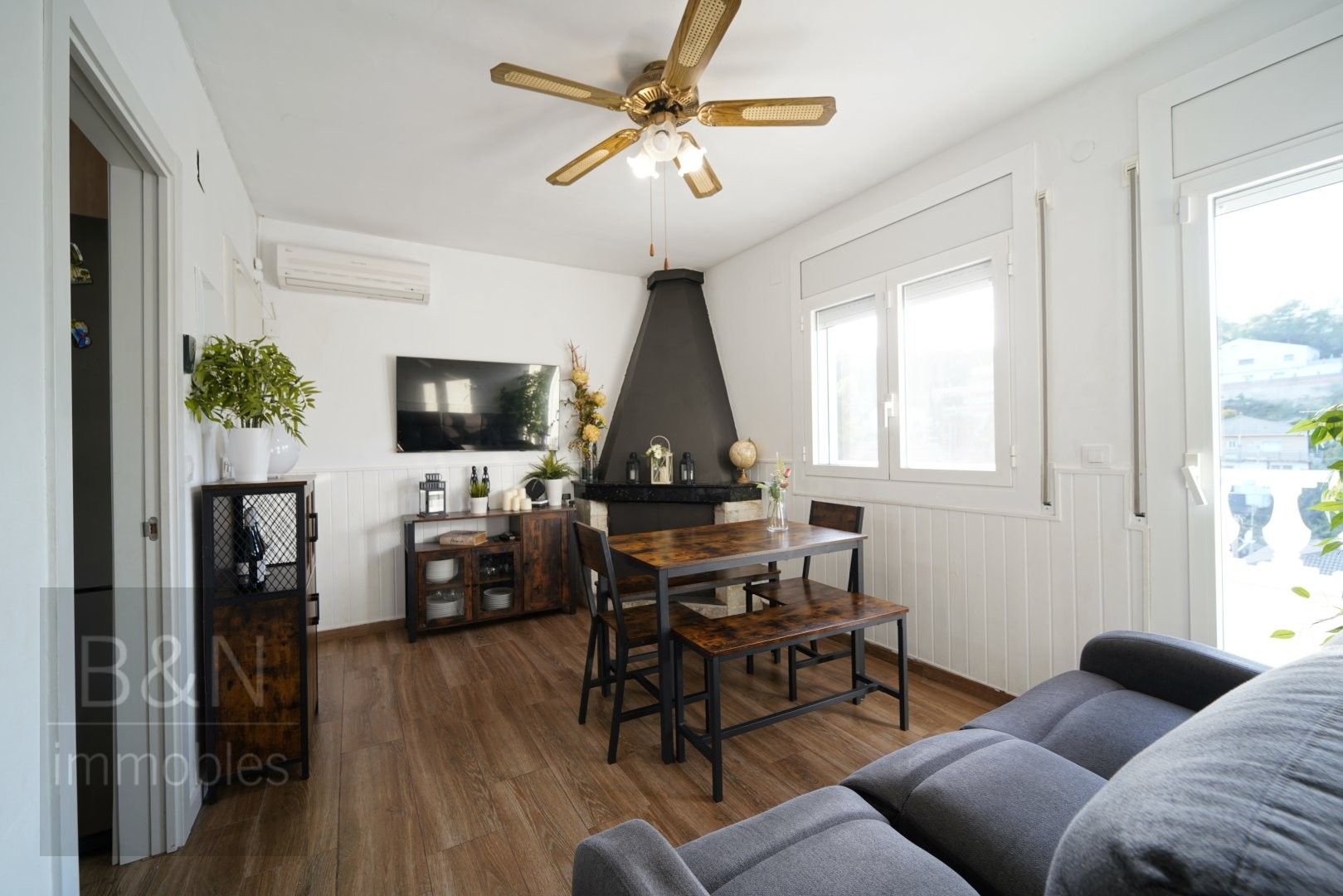 Sala d'estar de Casa o xalet en venda en Vacarisses amb Aire condicionat i Terrassa