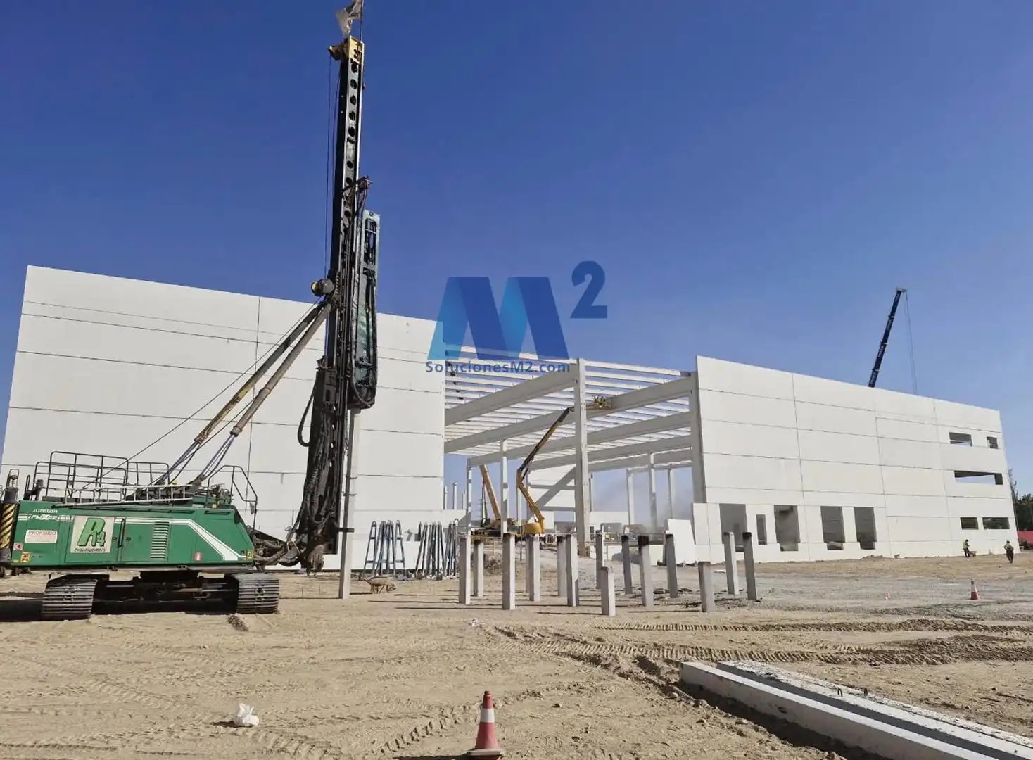Nau industrial de lloguer a Timoteo Mendieta